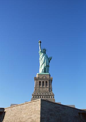 福岡市博多区祇園に位置する東横INN博多駅前祇園の魅力と詳細情報